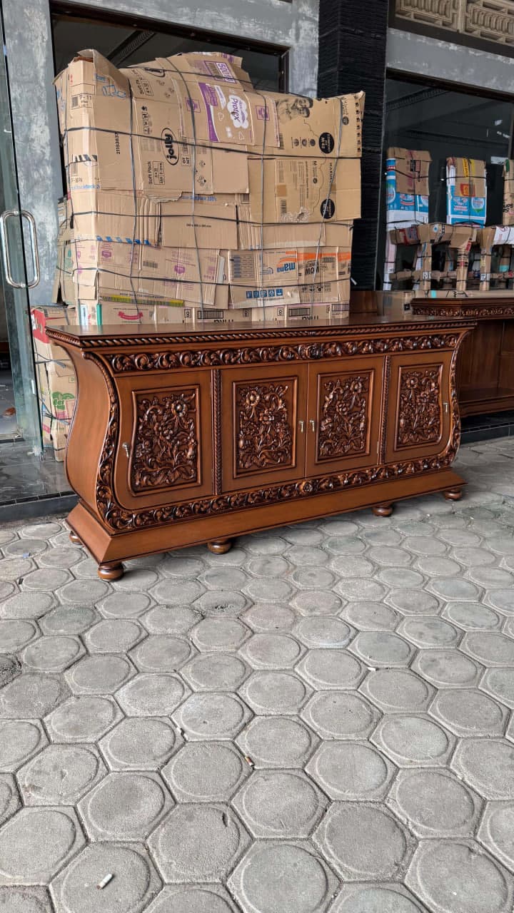 Bufet 07