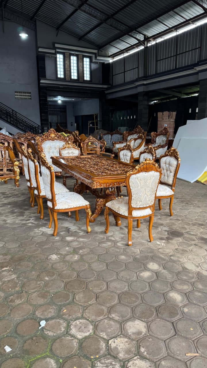 Meja Makan 05