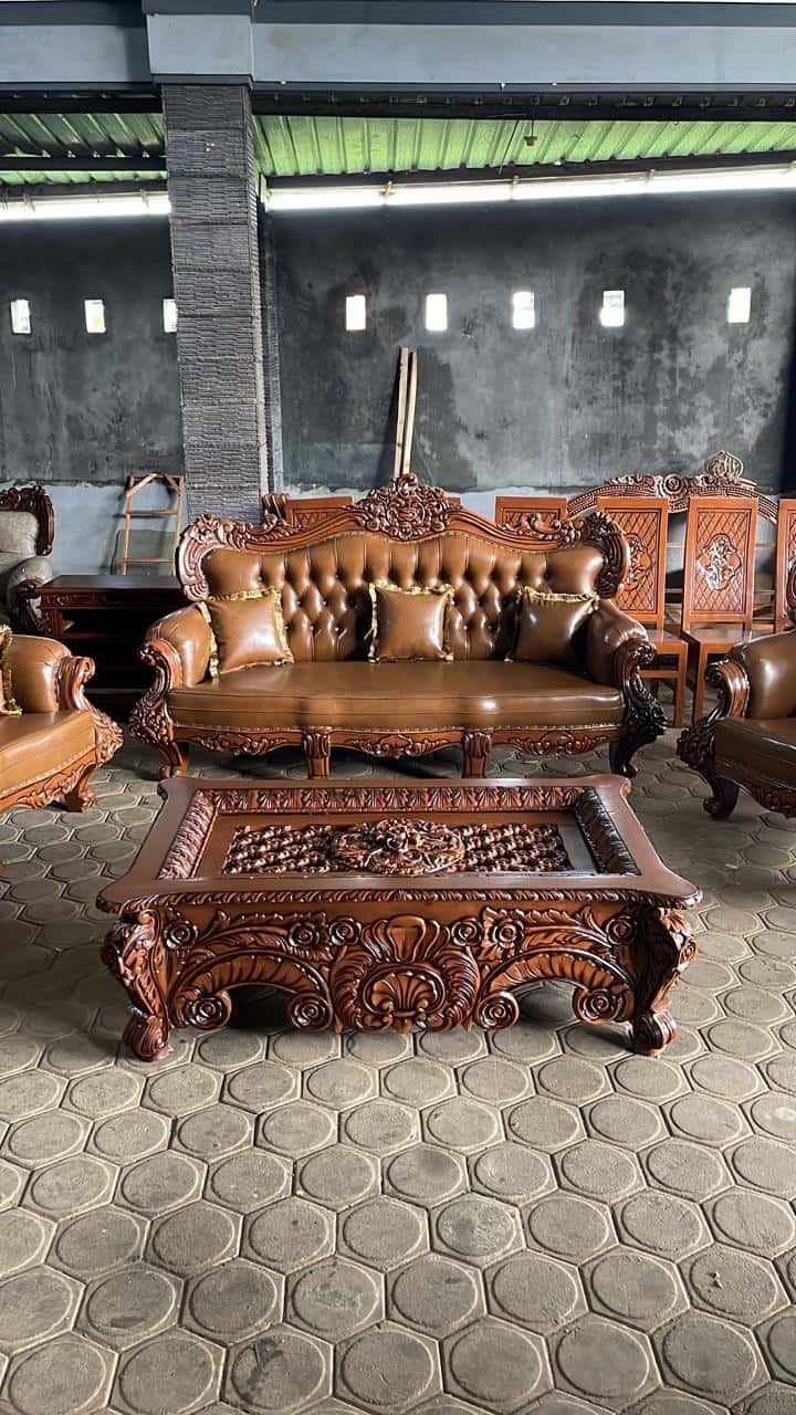 Featured solid teak living room chair