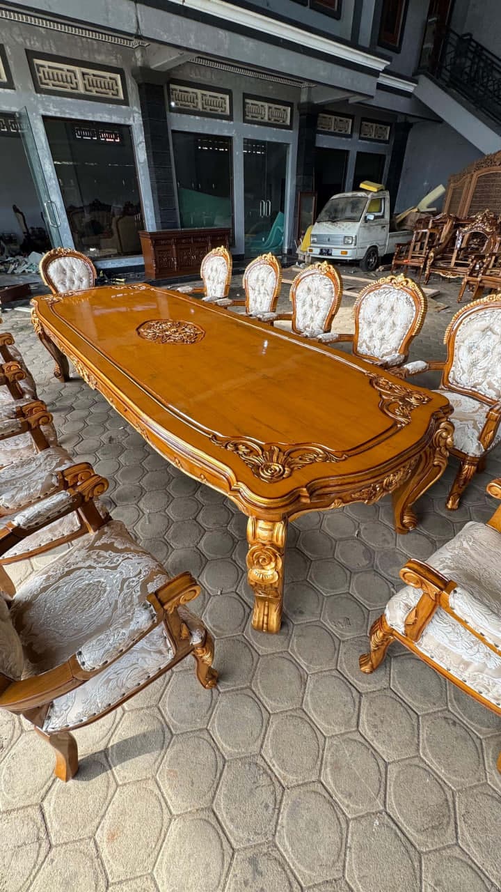 Handcrafted solid teak dining furniture